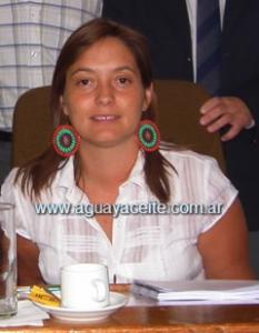 Maya Vena preside el bloque del Frente Amplio UNEN